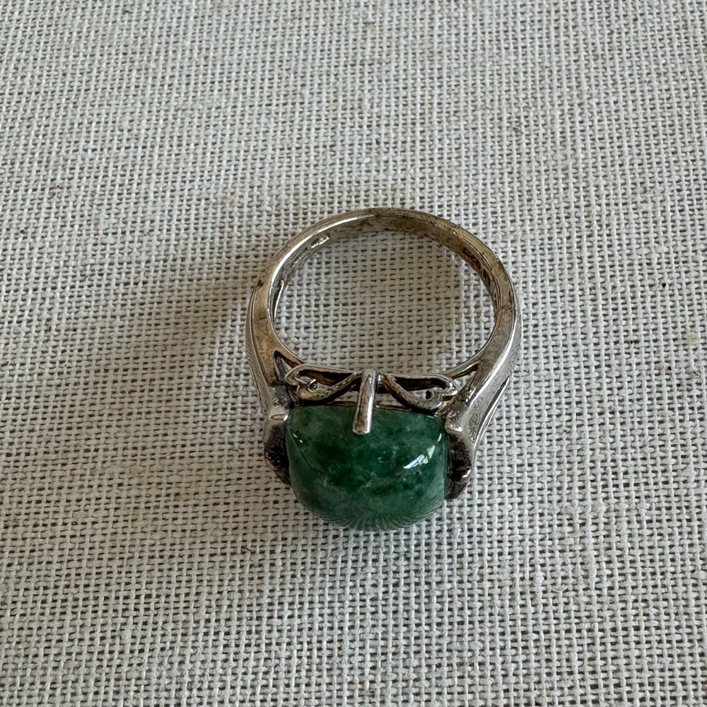 Sterling Silver Aventurine (?) Ring